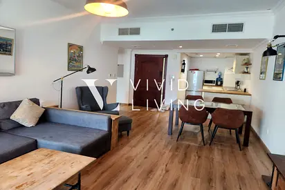 Vacant | Fully Upgraded | Marina View