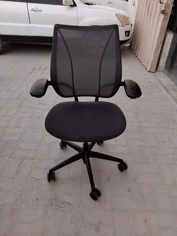 human scale office chair