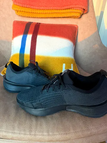 Nike interact run sneakers