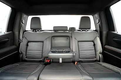 2025 GMC SIERRA 缩略图 15