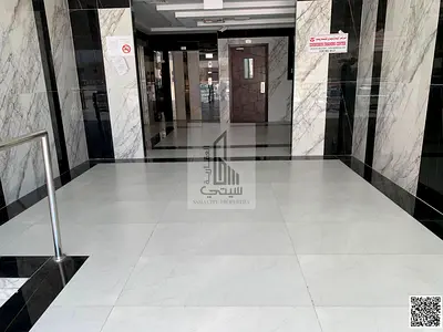للإيجار شقة مميزة ومريحة بموقع حيوي  وقريب من جميع الخدمات الأساسية  تتوفر شقة سكنية رائعة مناسبة للعائلات،