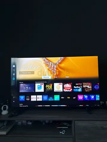 Samsung 55” DU8000 Crystal UHD 4K Smart TV – Excellent Condition