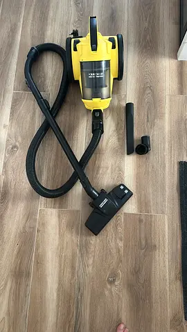 Karcher vacuum cleaner with cartridge