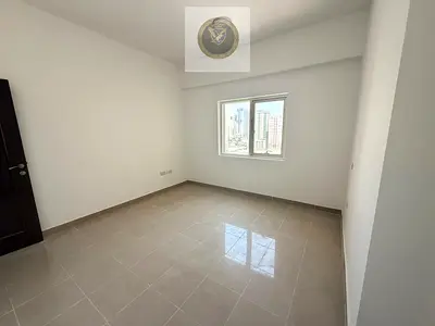 شقه غرفه وصاله  للايجارالسنوى فى النهده بإمارة الشارقه شهرمجانى اطلاله مفتوحه  مساحات واسعه تشطيبات حديثه موقع مميز تسهلات فى الدفعات