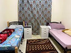 Fully furnished bed space available for Keralite Executive bachelors in new building