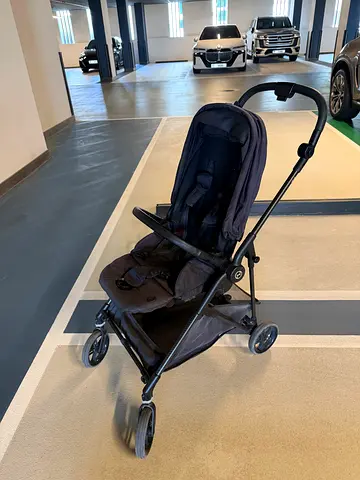Cybex Melio carbon black