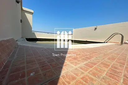 Independent Villa 6 Rooms + Maid & Driver | Private Pool | Parking |