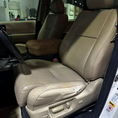2012 Toyota SEQUOIA — фото 10