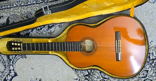 Yamaha CG 130 classical guitar