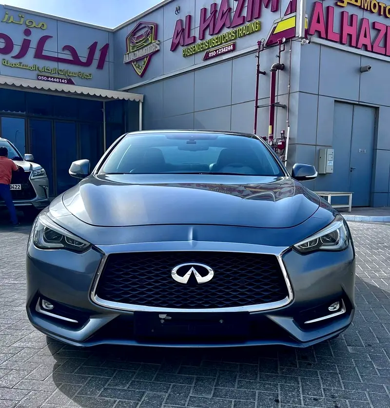 Infiniti Q60 2017 — photo 1 of 9