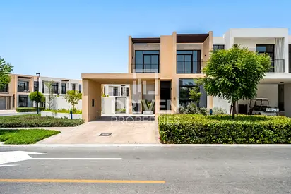 Corner Unit | Landscaped Garden | Close to Pool