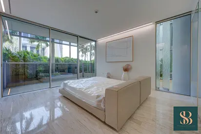 Designer Living on the Palm | Rare Garden Unit