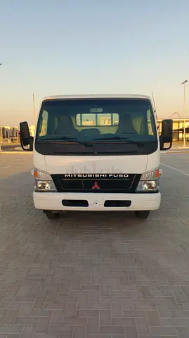 Mitsubishi Canter Standard 2015 GCC Specs