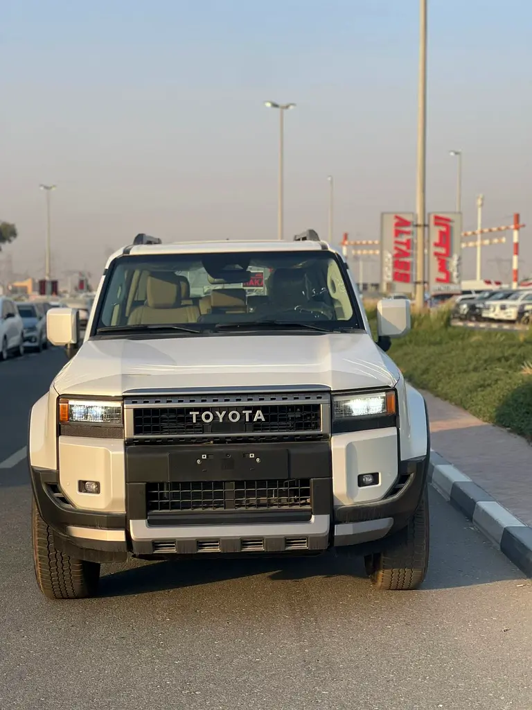 Toyota Prado 2026 — photo 1 of 13