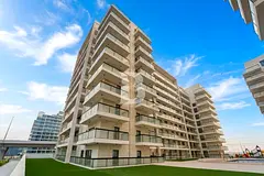 Upgraded | Spacious Duplex | With Maids Room | Vacant