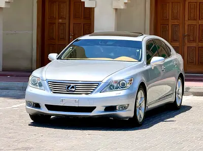 2012 Lexus LS-SERIES 缩略图 2