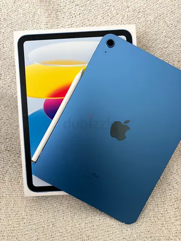 Apple iPad Mini (Blue) with Apple Pencil +charger  box Excellent Condition