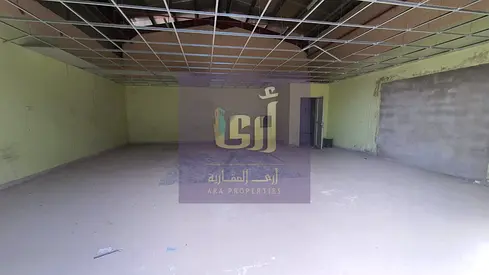 CHEAPER OFFER WAREHOUSE AVAILABLE 55K RENT 1100 SQFT AL SAJJA AREA WITH ELECTERCITY NEAR ROAD