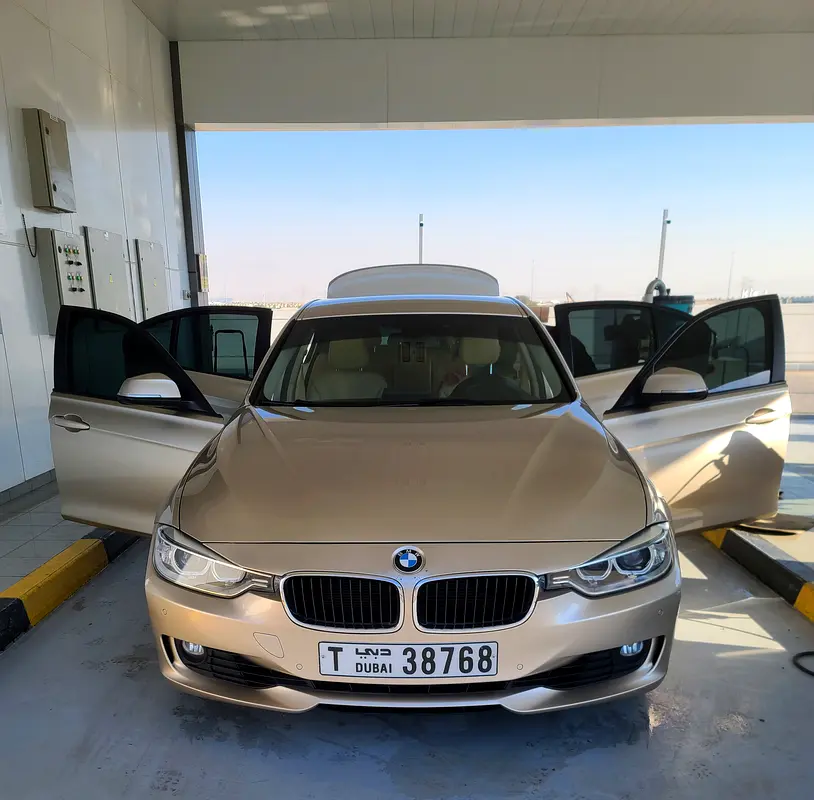 BMW 3-Series 2015 — photo 1 of 5