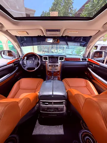 2012 Lexus LX-SERIES 缩略图 12