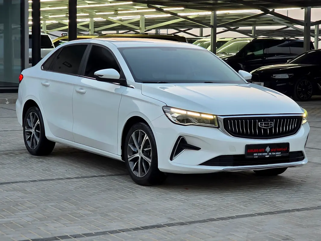 Geely Emgrand 2024 — photo 1 of 18