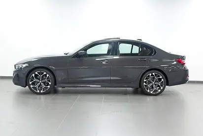 صورة مصغرة 2 لـ 2025 BMW 3-SERIES