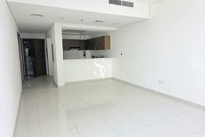 SPACIOUS | SEMI CLOSED KITCHEN | READY TO MOVE