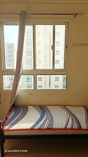bed space for executive bachelor