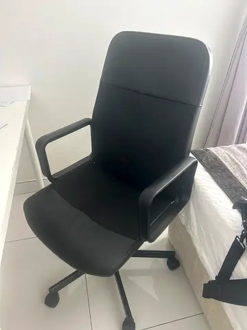 Black Swivel Office Chair with Armrests - Good Condition