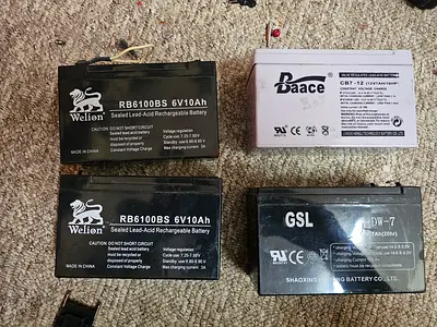 Set of 4 Sealed Lead-Acid Rechargeable Batteries (6V/12V) - 2 brand new 2 used but very less