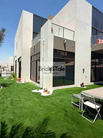 Upgraded | Corner Park view | New Toilets | Flexible payments | Hot Deal