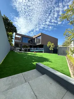 Kaya Cluster 4 BR corner villa