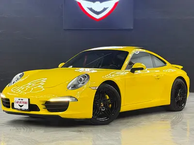 2014 Porsche 911 Carrera (GCC Specs) well maintained only 120000 kms ( rear Colour )