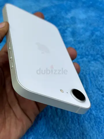 iPhone 17e White - Good Condition, Unlocked