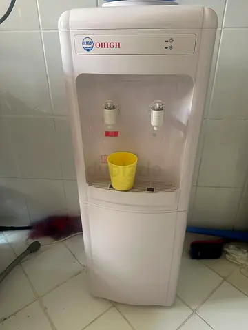 Standing Water Dispenser / Cooler in Good Working Condition