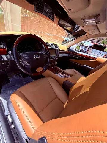 2012 Lexus LS-SERIES 缩略图 10