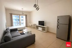 Bright Studio | Fully Furnished | Ready to Move In