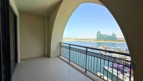 Waterfront 2BR Apartment | Palazzo Versace | Creek &amp; Sea View