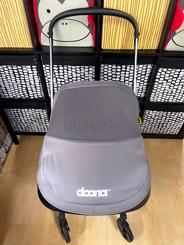 Doona Infant Car Seat and Stroller in Grey