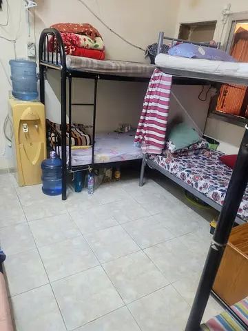 Bed Space for executive bachelors