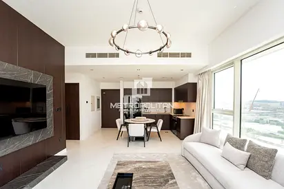 Turnkey Elegant Style | Corner Unit |Ready To Move