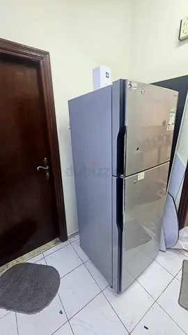 Hitachi 400 L Refrigerator for Sale – AED 500