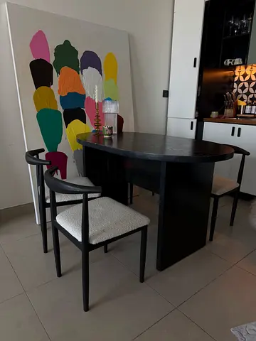 Compact oval 4 seater dining table