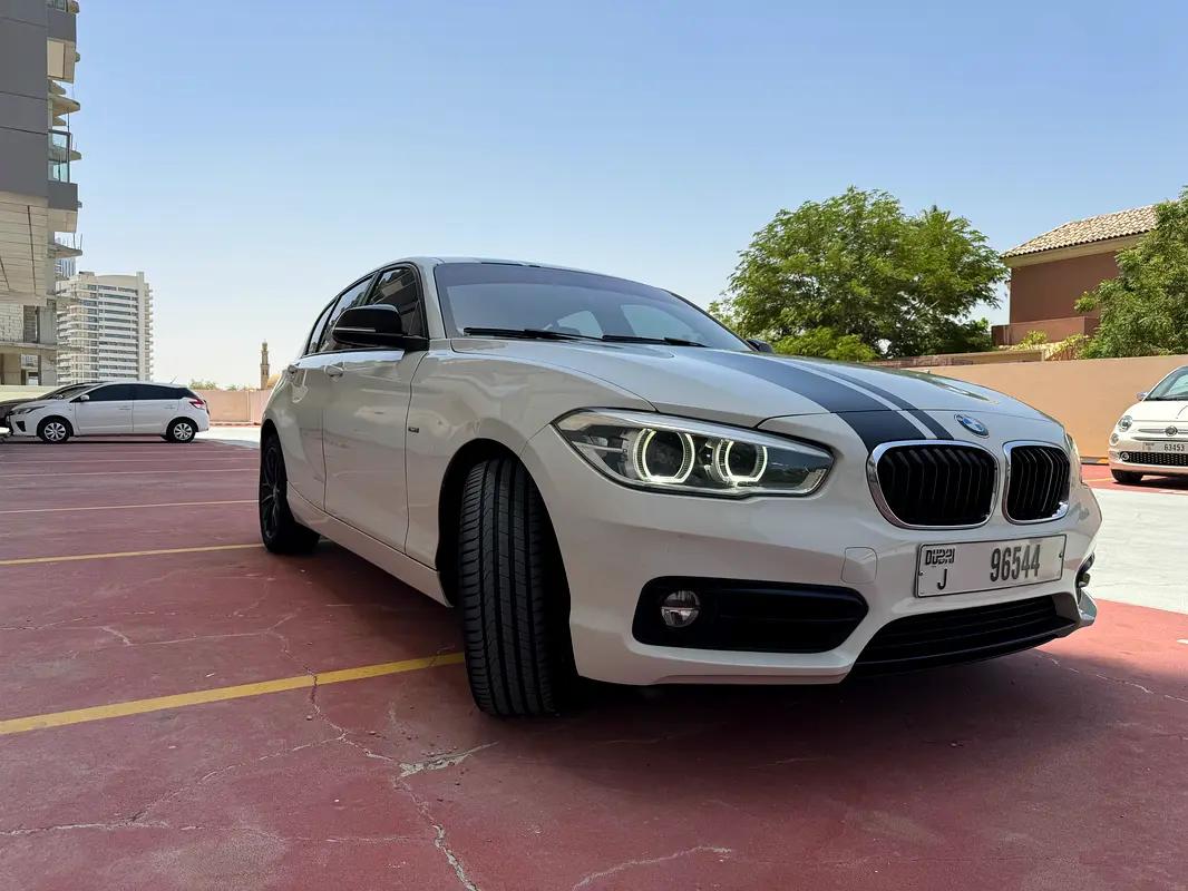 BMW 1-Series 2016 — photo 1 of 14