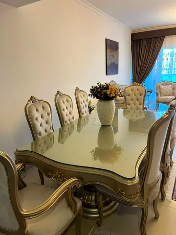 Elegant Classical Style 8-Seater Dining Set