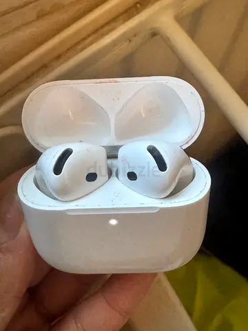 AirPods 4