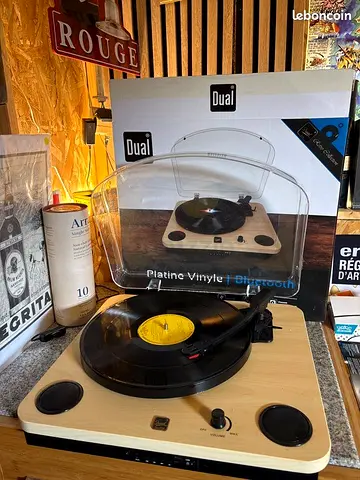Dual Bluetooth USB Turntable