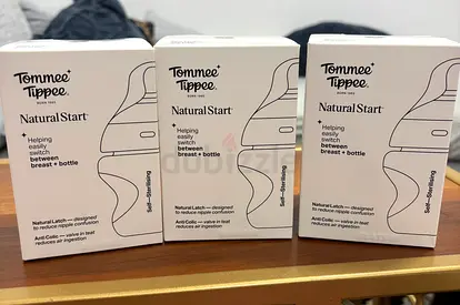 Tommee Tippee feeding bottles