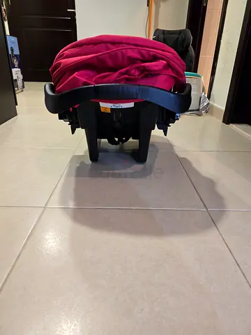 Infant car seat with base - used, good condition