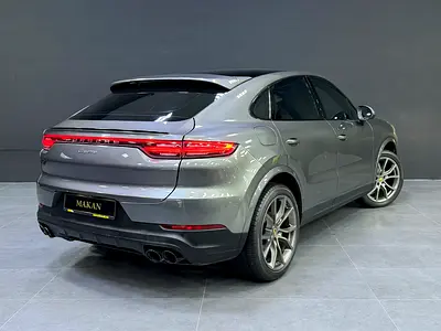 صورة 4 لـ 2022 Porsche CAYENNE
